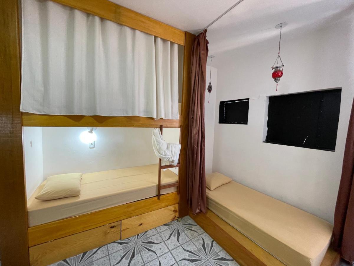 Utopia Hostel Апаресида Екстериор снимка