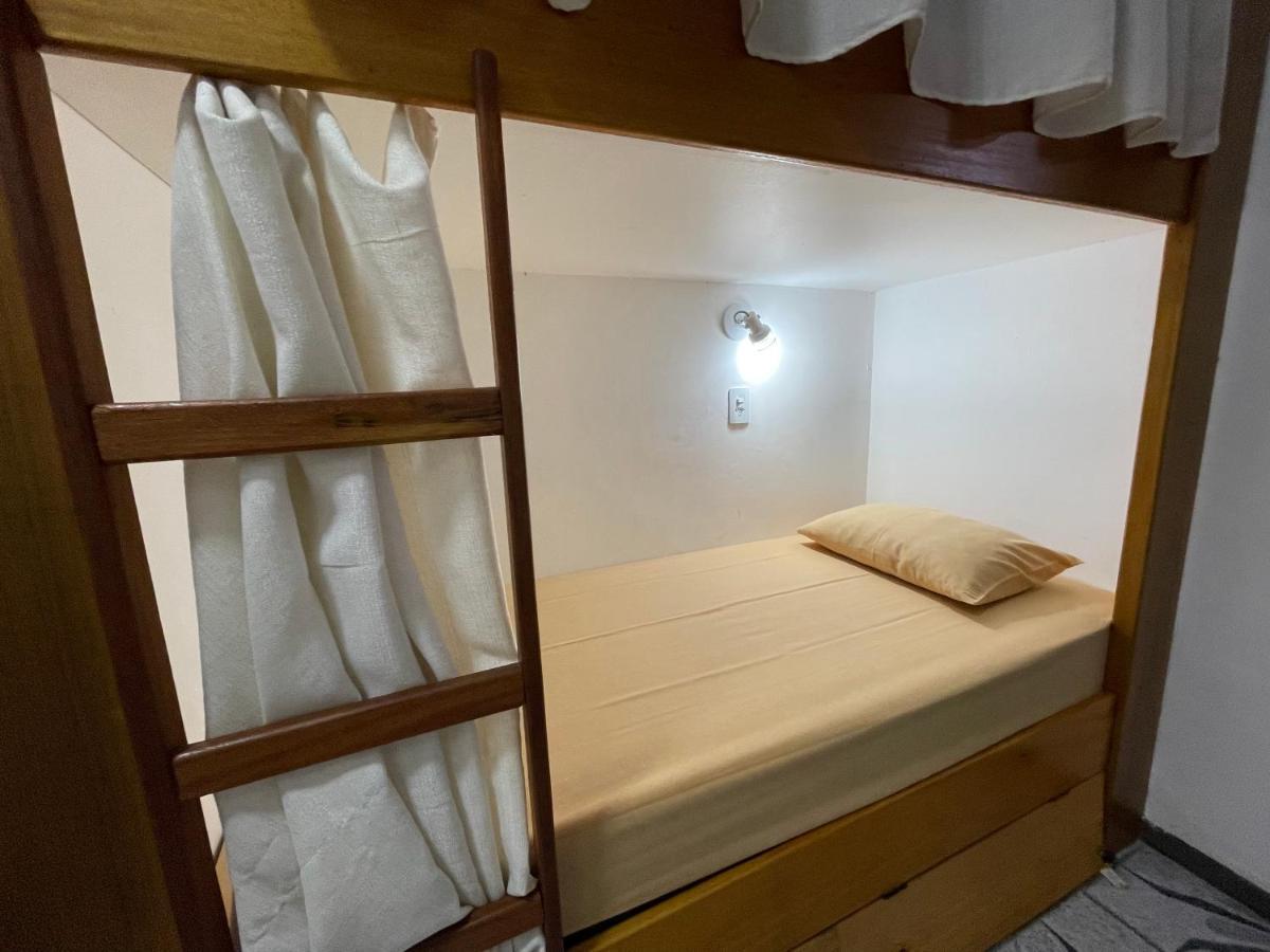 Utopia Hostel Апаресида Екстериор снимка