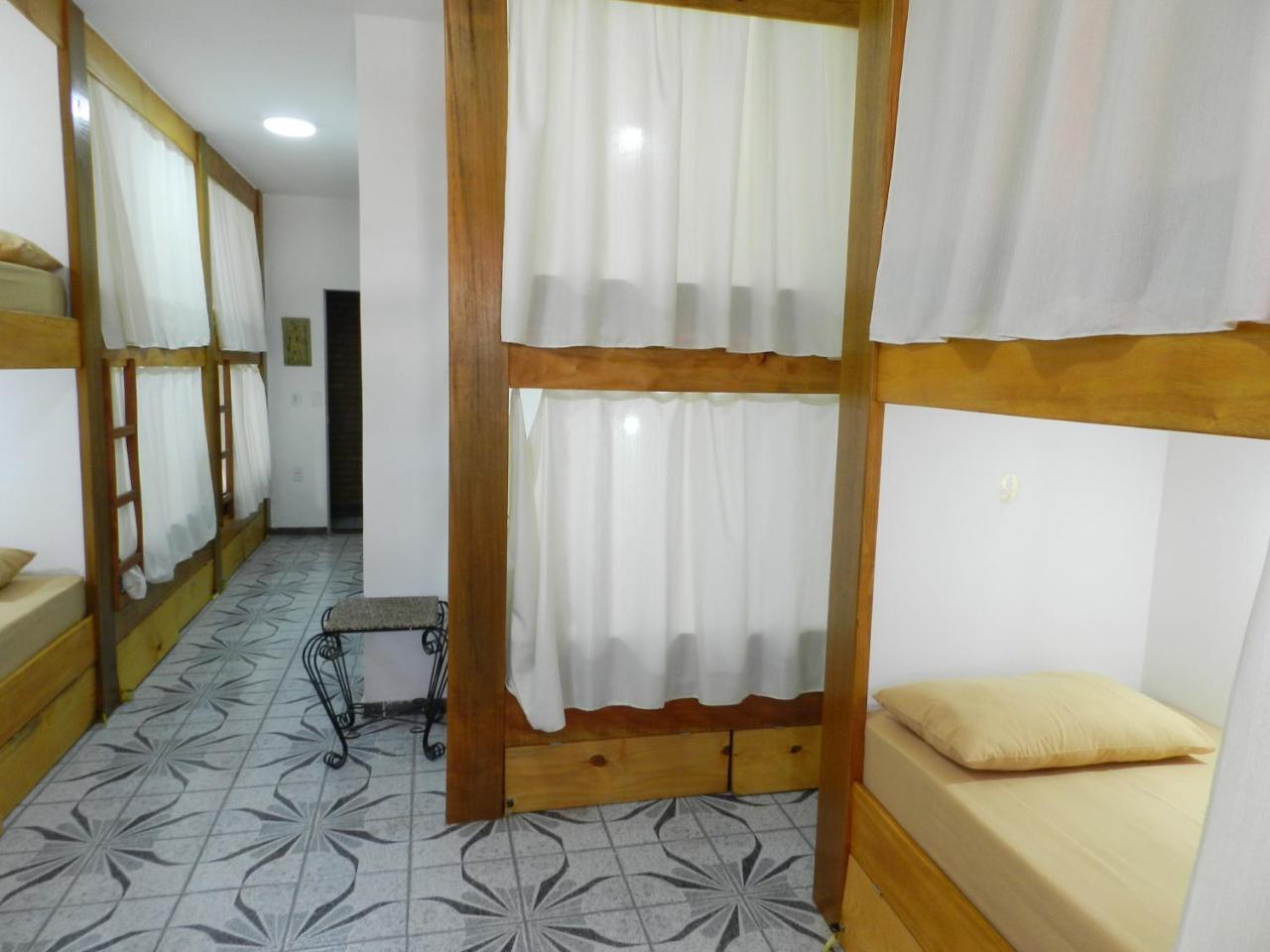 Utopia Hostel Апаресида Екстериор снимка